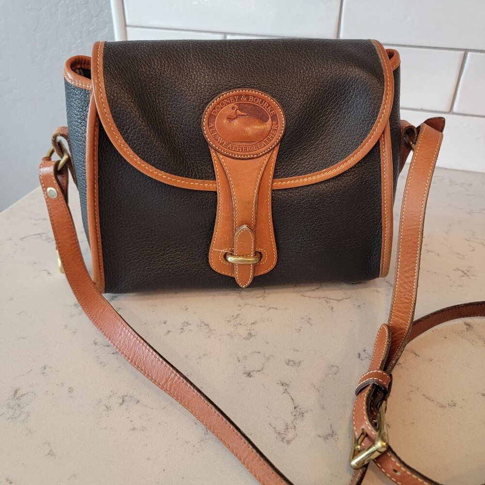 Dooney & Bourke Essex Bag (Black & British Tan) - Original Vintage Bag